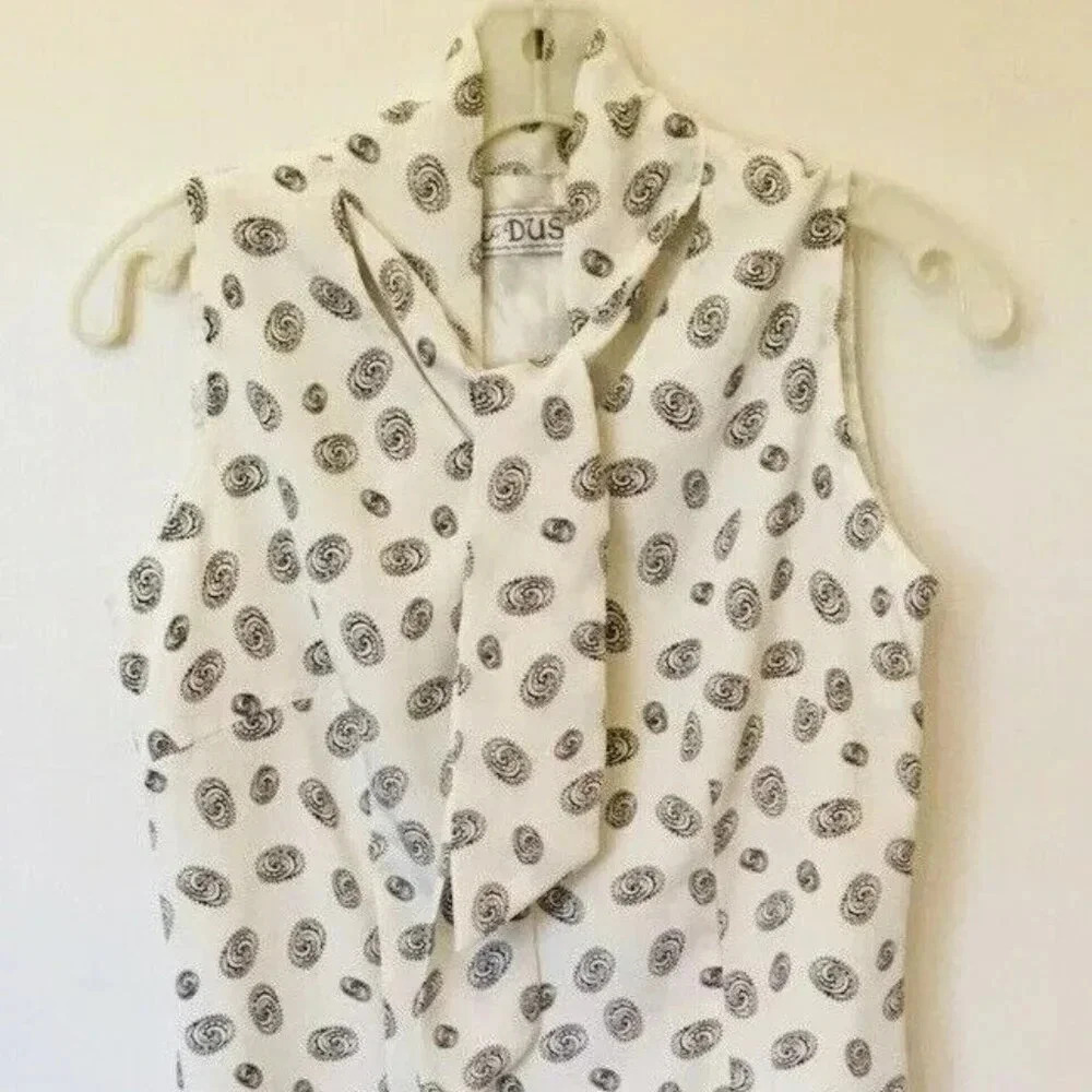 DUSA Women Fully Lined Sleeveless Knee Length Geometric Shapes Dress Size Medium